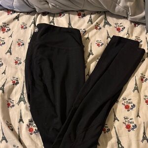 GAIAM Black Leggings
